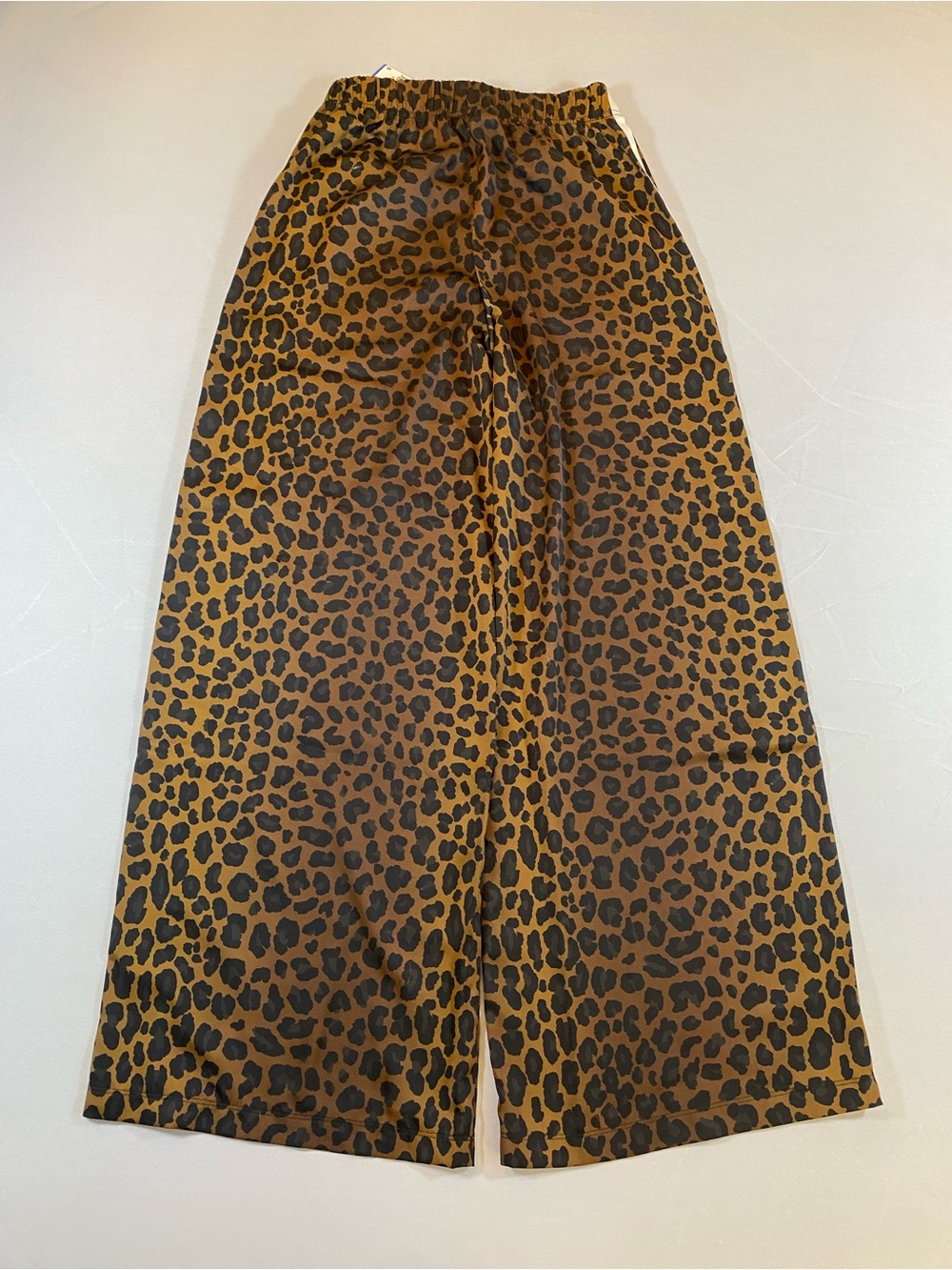 NWT Adidas Originals Leopard Animal Print Wide Leg Pants - Picture 2 of 3